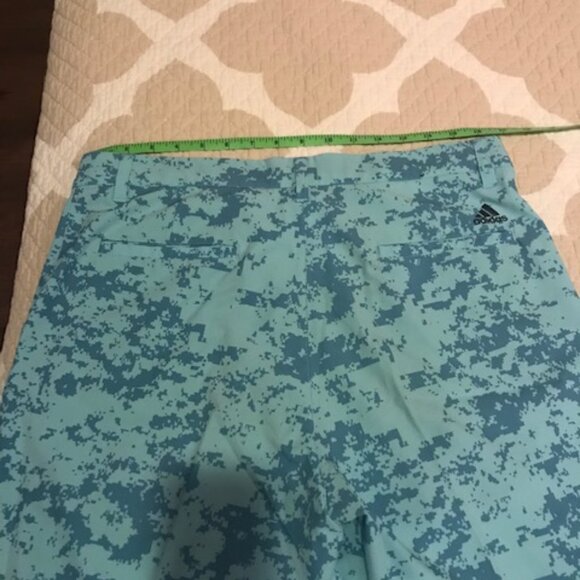 Adidas Ultimate 365 Stretch Golf Shorts 32 Blue Splash - Picture 6 of 7